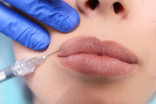 Контурная пластика губ косметолог спб